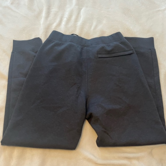 Uniqlo Men’s Grey Sweatpants - Picture 5 of 6